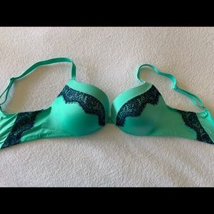 Victoria’s Secret So Obsessed Bra